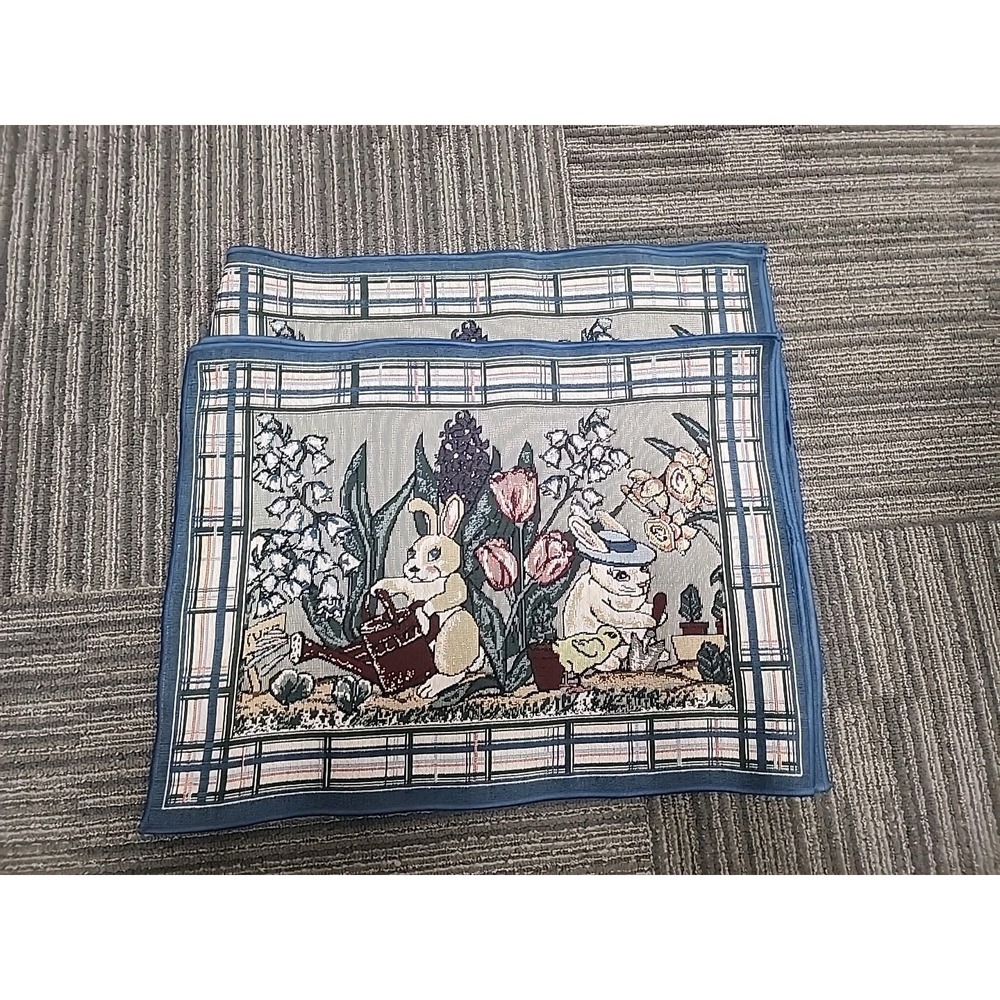 4‎ Heavy petit weave Rabbit, Spring Design placemats 12 x 17 vtg